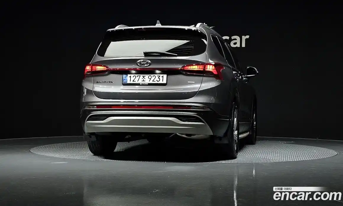 Hyundai Santa Fe 2021 2.2 Автомат в Москве № 112760, фото 4