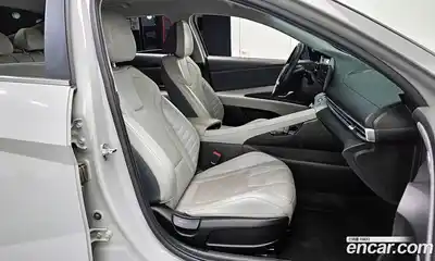 Hyundai Avante 2021 1.6 Автомат в Москве № 113466, миниатюра 2