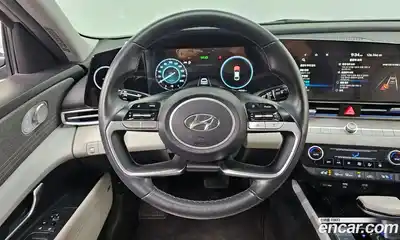Hyundai Avante 2021 1.6 Автомат в Москве № 113466, миниатюра 3