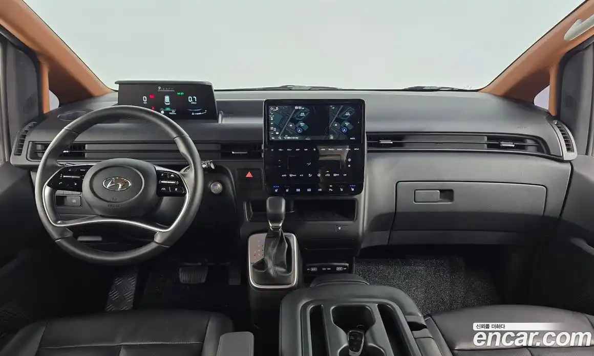 Hyundai Staria 2023 3.5 Автомат в Москве № 11603, фото 19