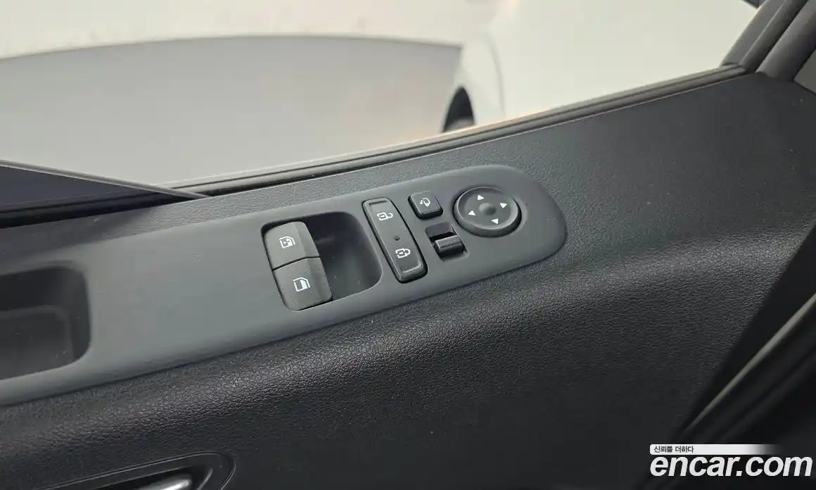 Hyundai Staria 2023 3.5 Автомат в Москве № 11603, фото 4