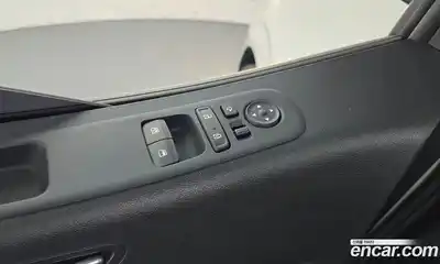 Hyundai Staria 2023 3.5 Автомат в Москве № 11603, миниатюра 4