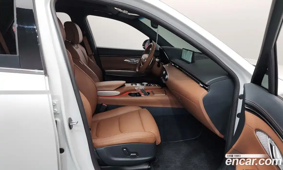 Genesis GV70 2024 2.5 Автомат в Москве № 117695, фото 14