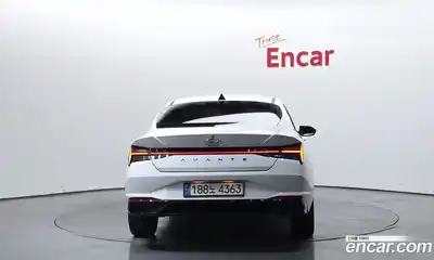 Hyundai Avante 2023 1.6 Автомат в Москве № 118742, миниатюра 4