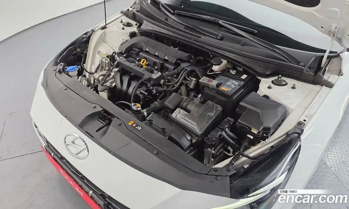 Hyundai Avante 2023 1.6 Автомат в Москве № 118742, фото 6