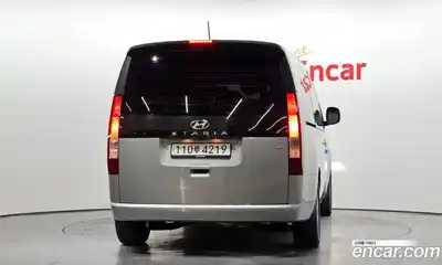 Hyundai Staria, 2023
