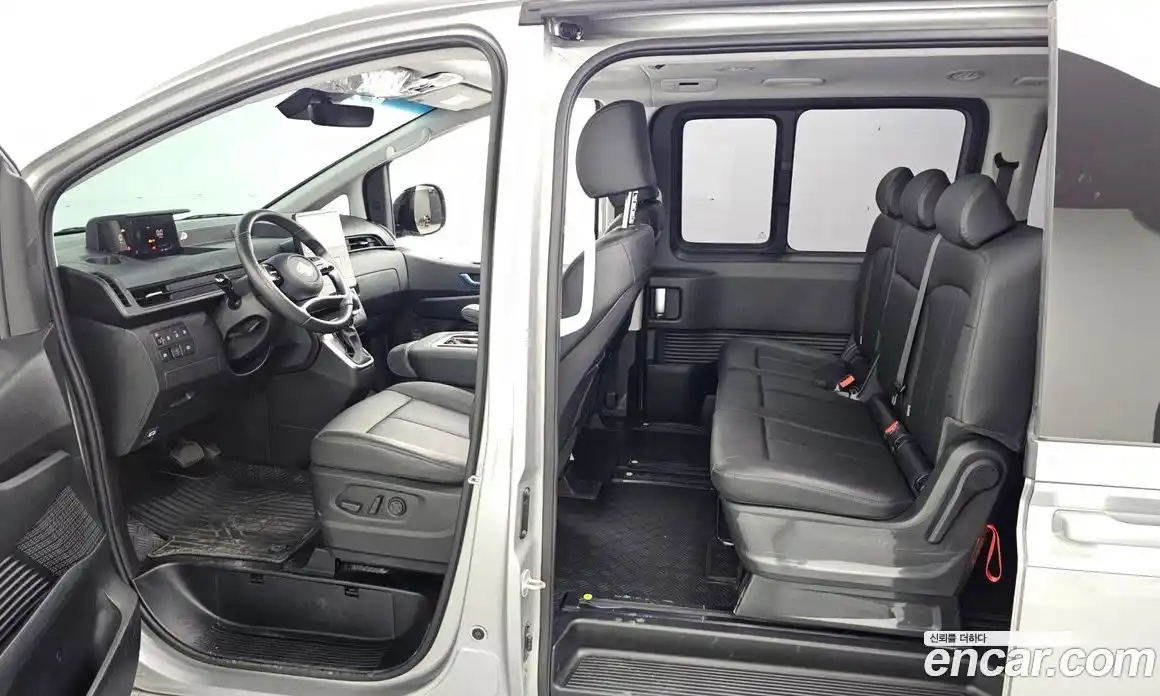 Hyundai Staria 2023 2.2 Автомат в Москве № 119112, фото 12