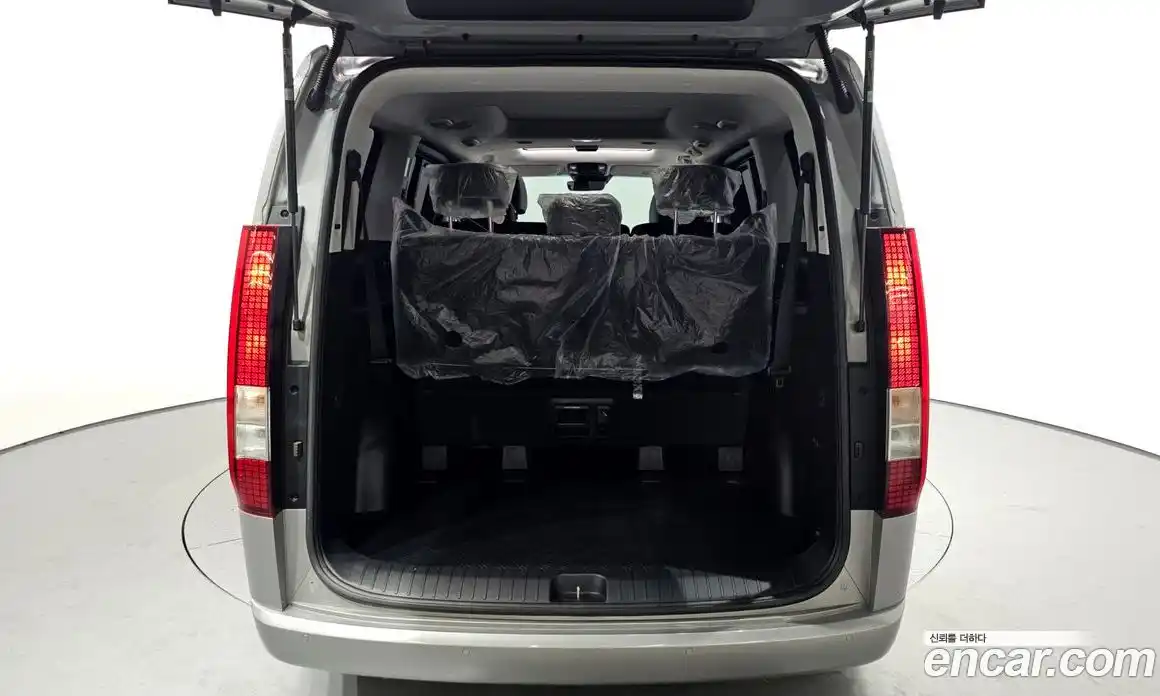 Hyundai Staria 2023 2.2 Автомат в Москве № 119112, фото 17