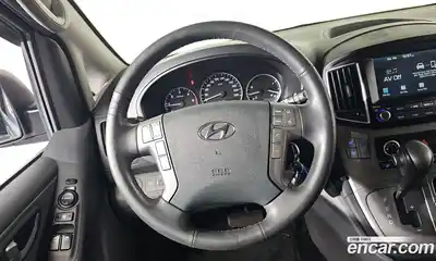 Hyundai Starex, 2021