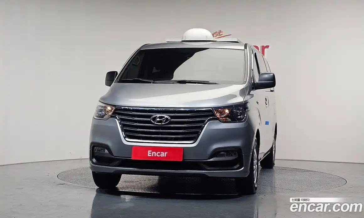 Hyundai Starex 2021 2.5 Автомат в Москве № 123676, фото 13