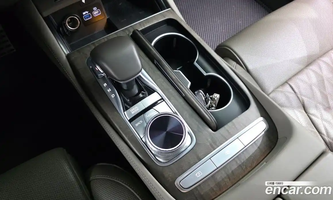 Kia K9 2024 3.8 Автомат в Москве № 123864, фото 11