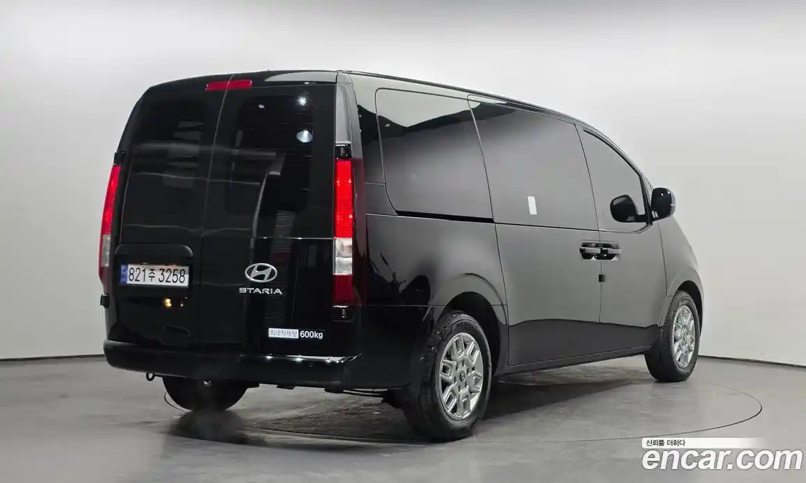 Hyundai Staria 2025 1.6 Автомат в Москве № 124742, фото 13