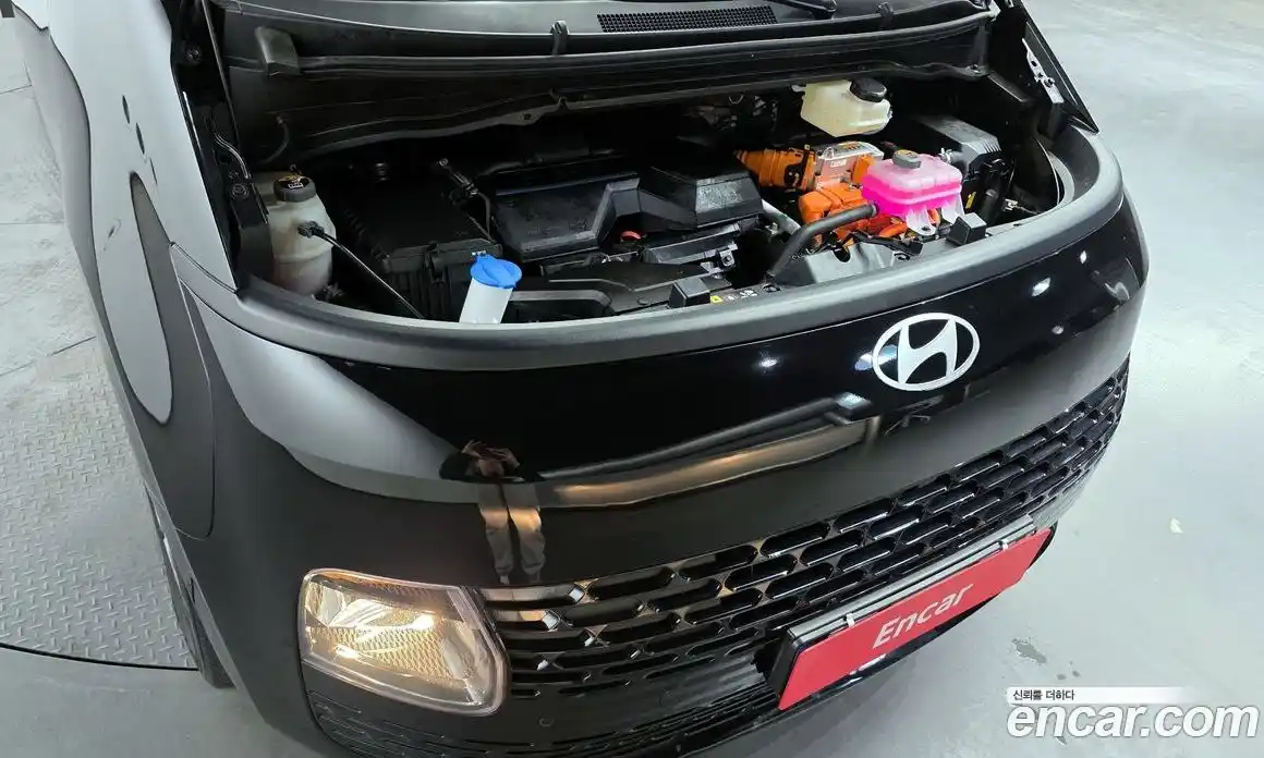 Hyundai Staria 2025 1.6 Автомат в Москве № 124742, фото 3