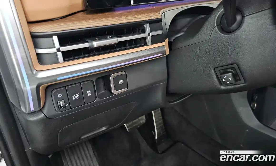 Hyundai Santa Fe 2024 1.6 Автомат в Москве № 125536, фото 18