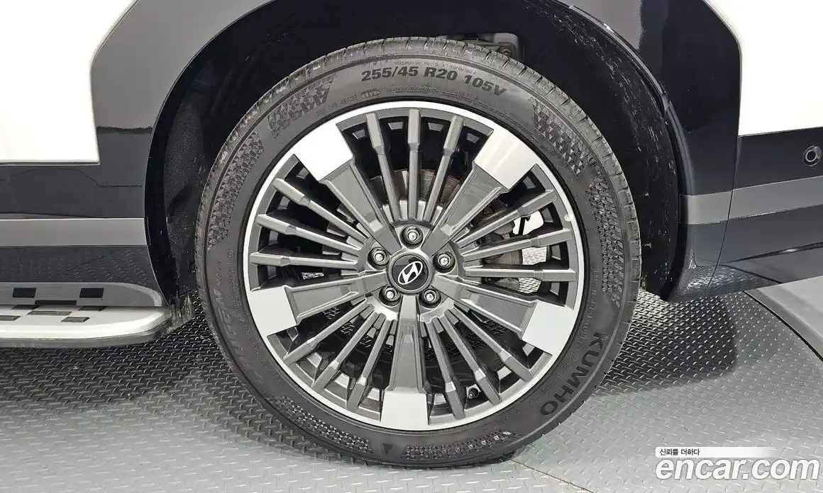 Hyundai Santa Fe 2024 1.6 Автомат в Москве № 125536, фото 5