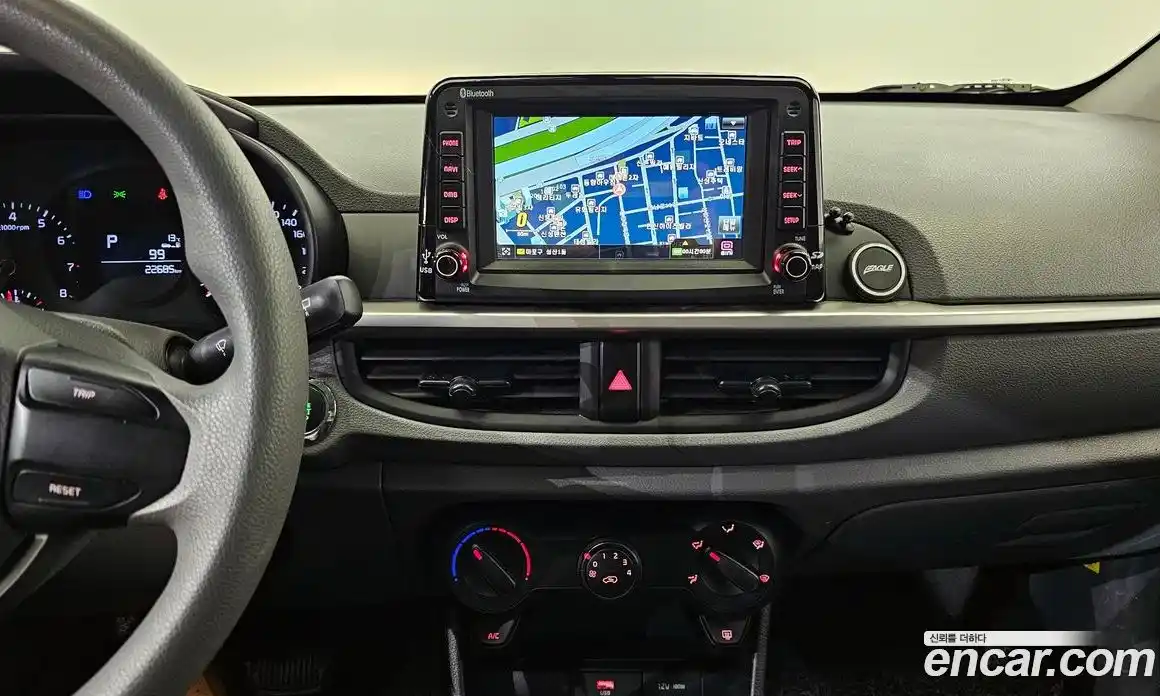 Kia Morning 2021 1.0 Автомат в Москве № 131523, фото 11