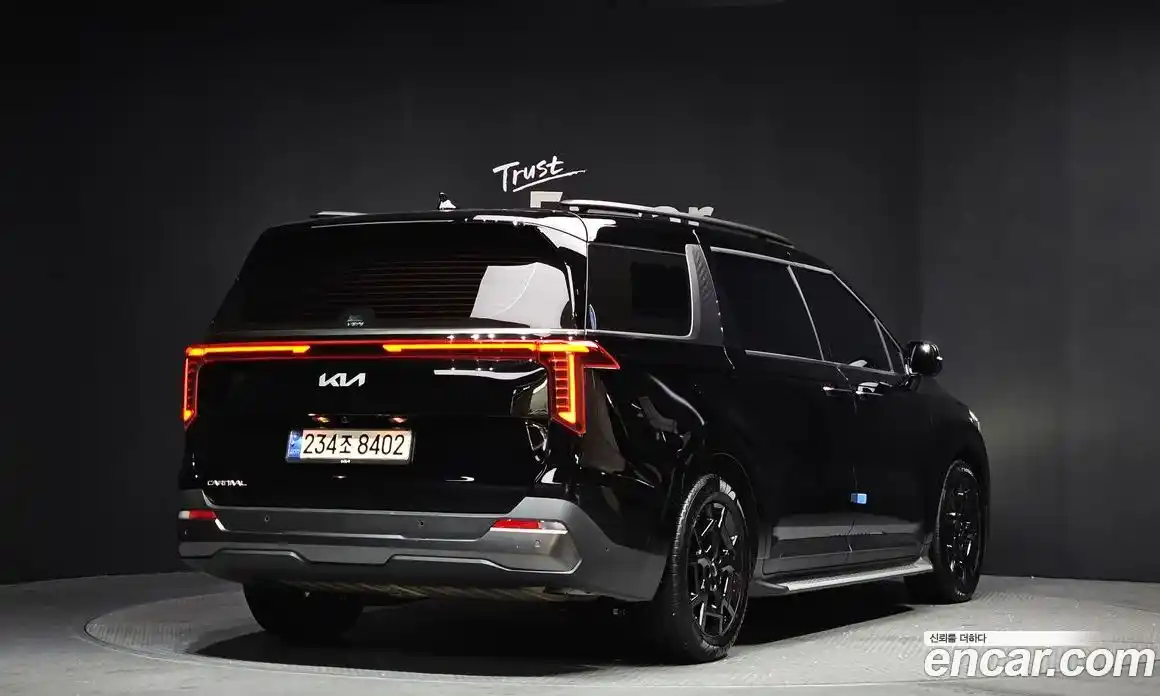 Kia Canival 2024 2.2 Автомат в Москве № 131986, фото 14