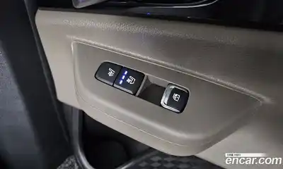 Kia Canival 2024 2.2 Автомат в Москве № 131986, миниатюра 7