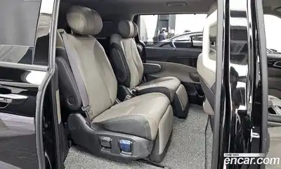 Kia Canival 2024 2.2 Автомат в Москве № 131986, миниатюра 10