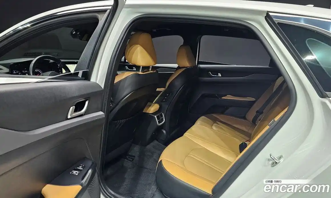 Kia K5 2021 2.0 Автомат в Москве № 132152, фото 12