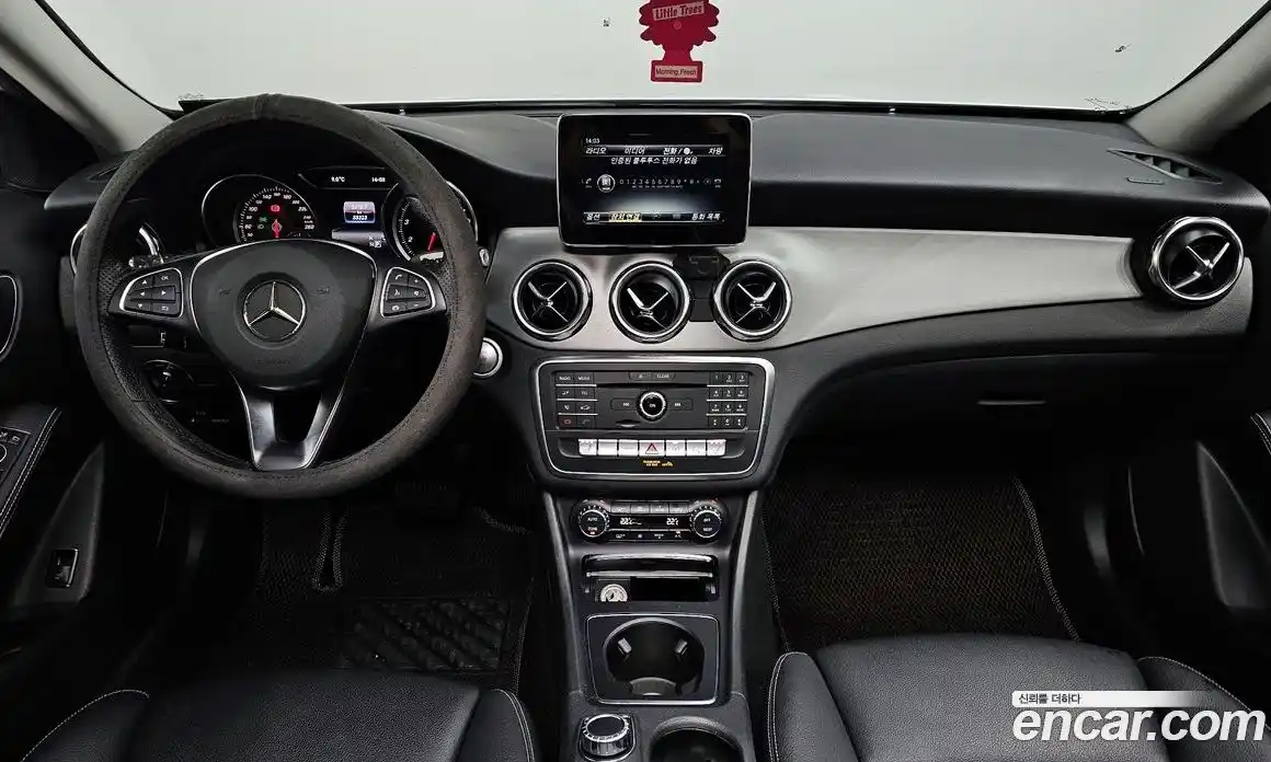 Mercedes-Benz GLA-Class 2019 2.0 Автомат в Москве № 136152, фото 14