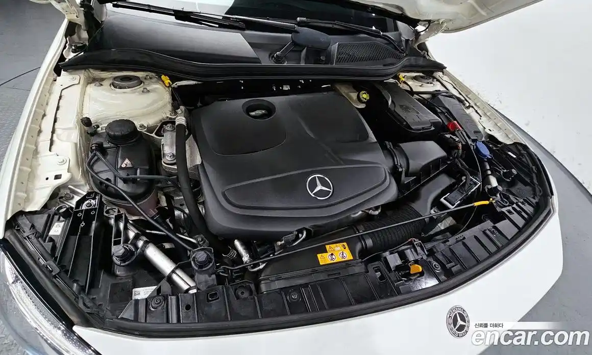 Mercedes-Benz GLA-Class 2019 2.0 Автомат в Москве № 136152, фото 18