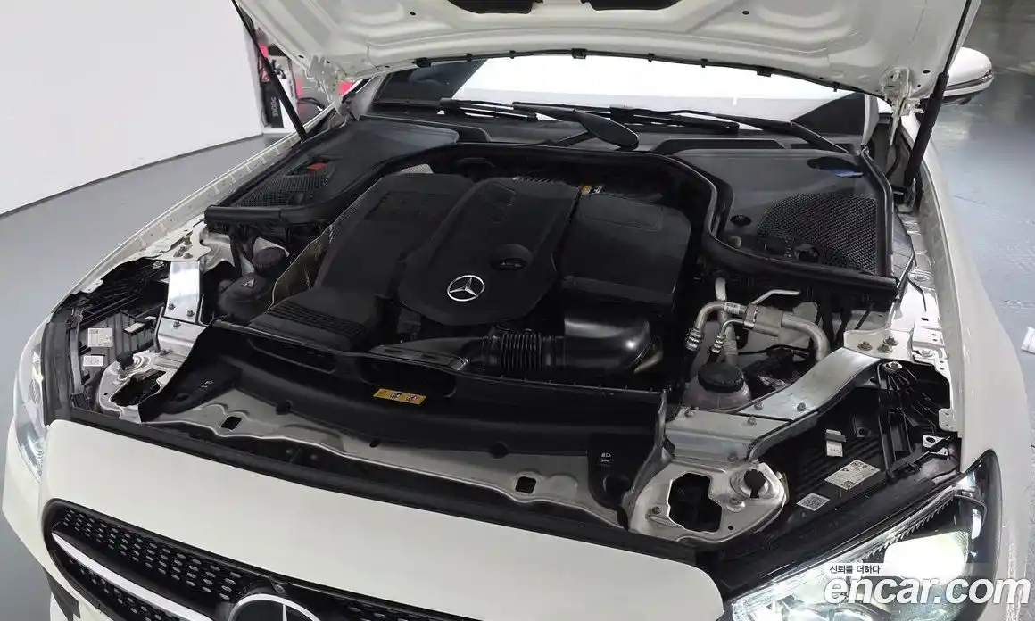 Mercedes-Benz E-Class 2023 2.0 Автомат в Москве № 137361, фото 20