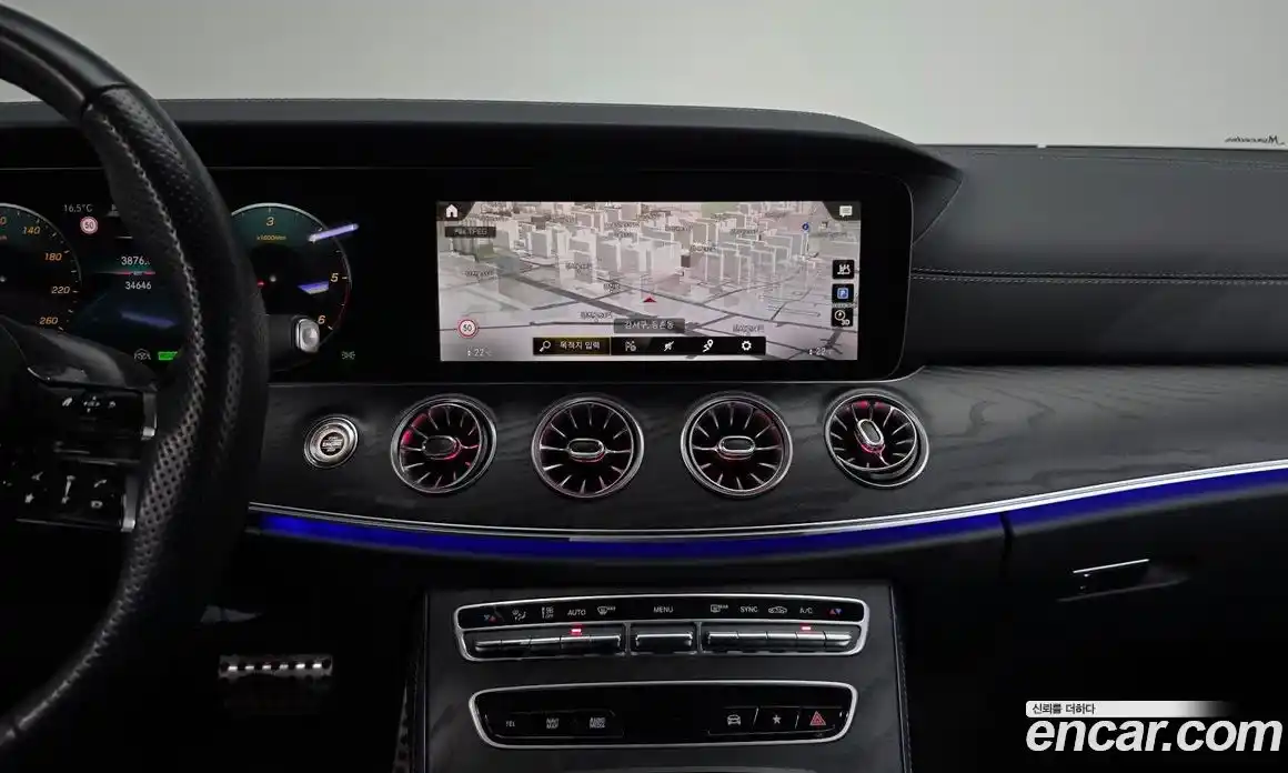 Mercedes-Benz E-Class 2023 2.0 Автомат в Москве № 137361, фото 4