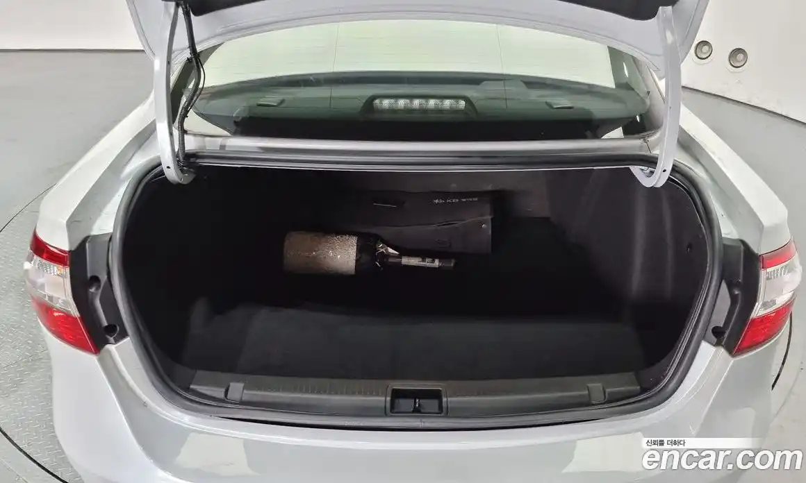 Renault SM3 2018 1.6 Автомат в Москве № 137858, фото 16