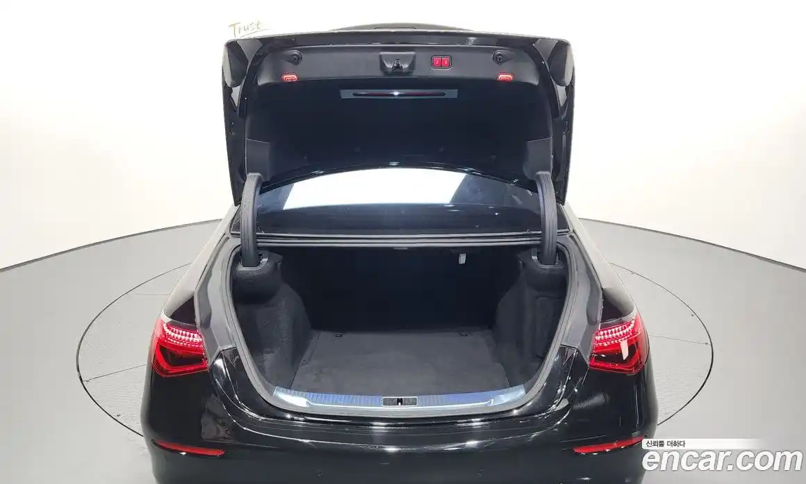 Mercedes-Benz S-Class 2023 4.0 Автомат в Москве № 141590, фото 20