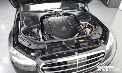 Mercedes-Benz S-Class 2023 4.0 Автомат в Москве № 141590, миниатюра 6