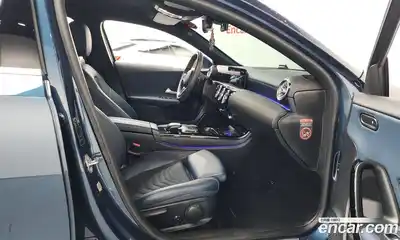 Mercedes-Benz A-Class 2020 2.0 Автомат в Москве № 142536, миниатюра 11