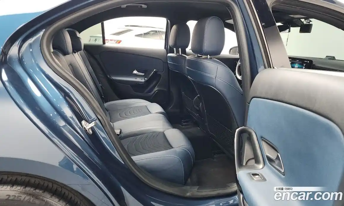 Mercedes-Benz A-Class 2020 2.0 Автомат в Москве № 142536, фото 12