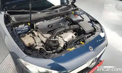 Mercedes-Benz A-Class 2020 2.0 Автомат в Москве № 142536, миниатюра 6