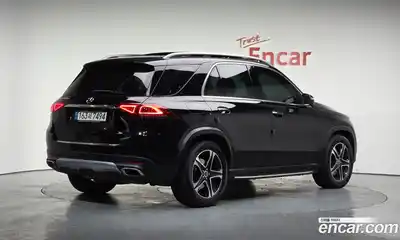 Mercedes-Benz GLE-Class 2022 2.0 Автомат в Москве № 143001, миниатюра 2