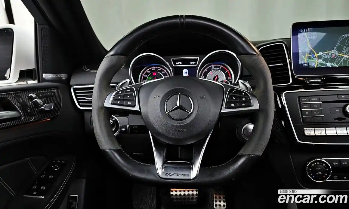 Mercedes-Benz GLE-Class 2019 5.5 Автомат в Москве № 143283, фото 13