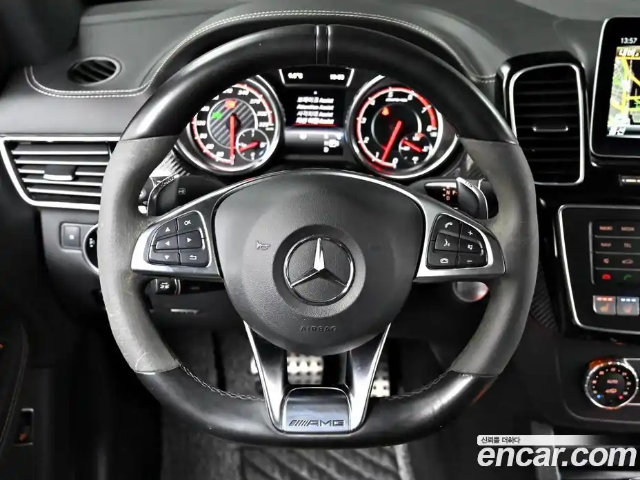 Mercedes-Benz GLE-Class 2019 5.5 Автомат в Москве № 143283, фото 16