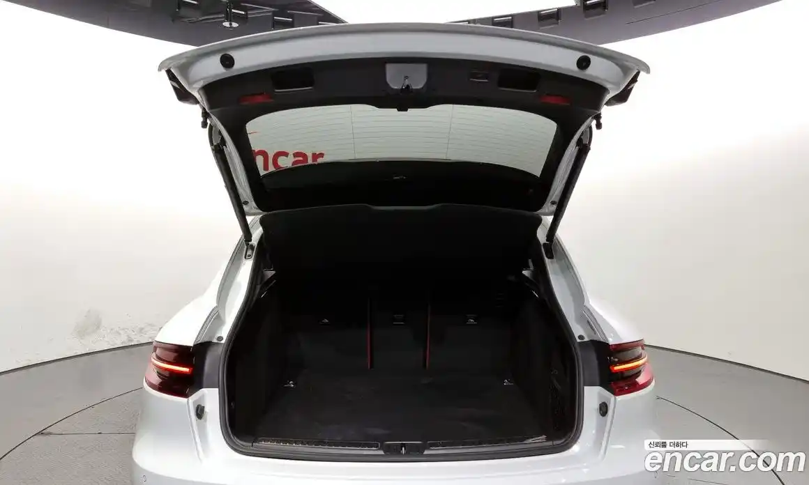 Porsche Macan 2018 3.0 Автомат в Москве № 149073, фото 1