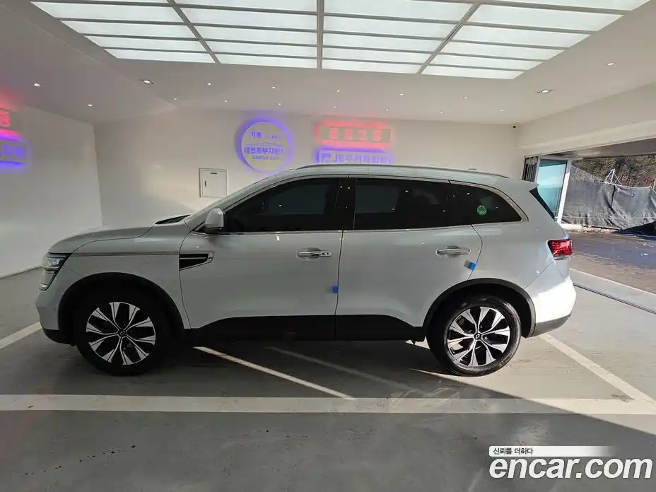 Renault QM6 2021 2.0 Автомат в Москве № 152421, фото 20