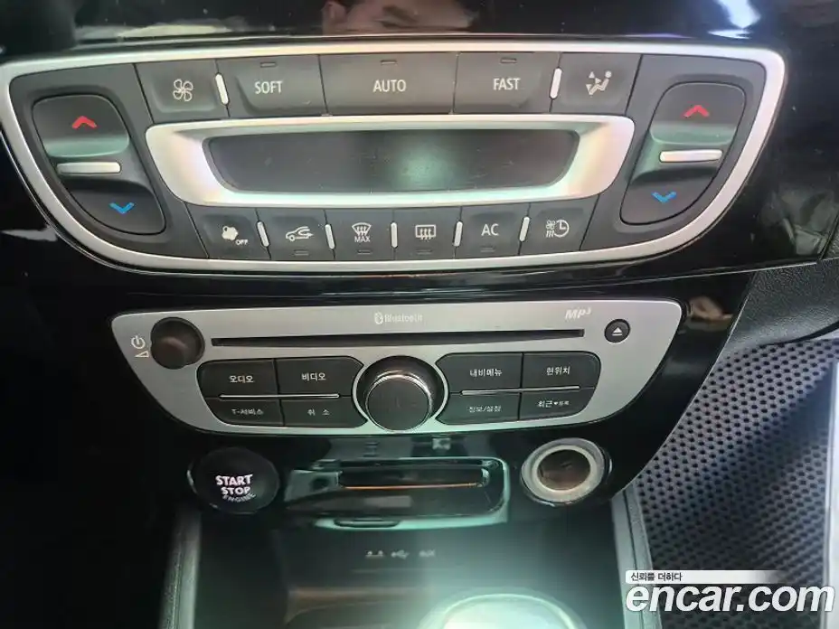 Renault SM3 2017 Автомат в Москве № 152981, фото 14