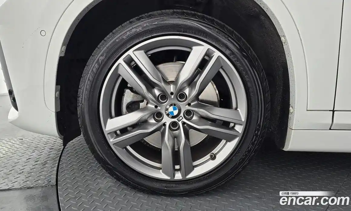 BMW X1 2022 2.0 Автомат в Москве № 154275, фото 14