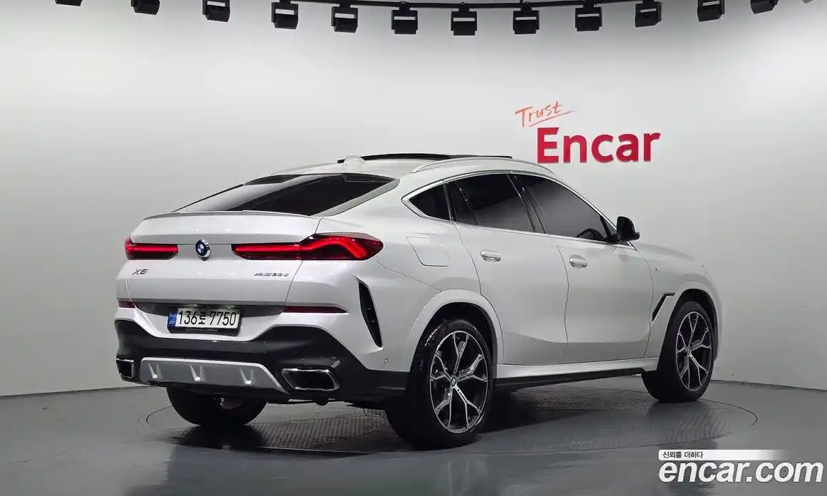 BMW X6 2022 3.0 Автомат в Москве № 157360, фото 16