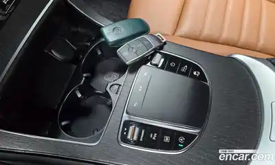 Mercedes-Benz GLC-Class 2022 2.0 Автомат в Москве № 160973, миниатюра 10