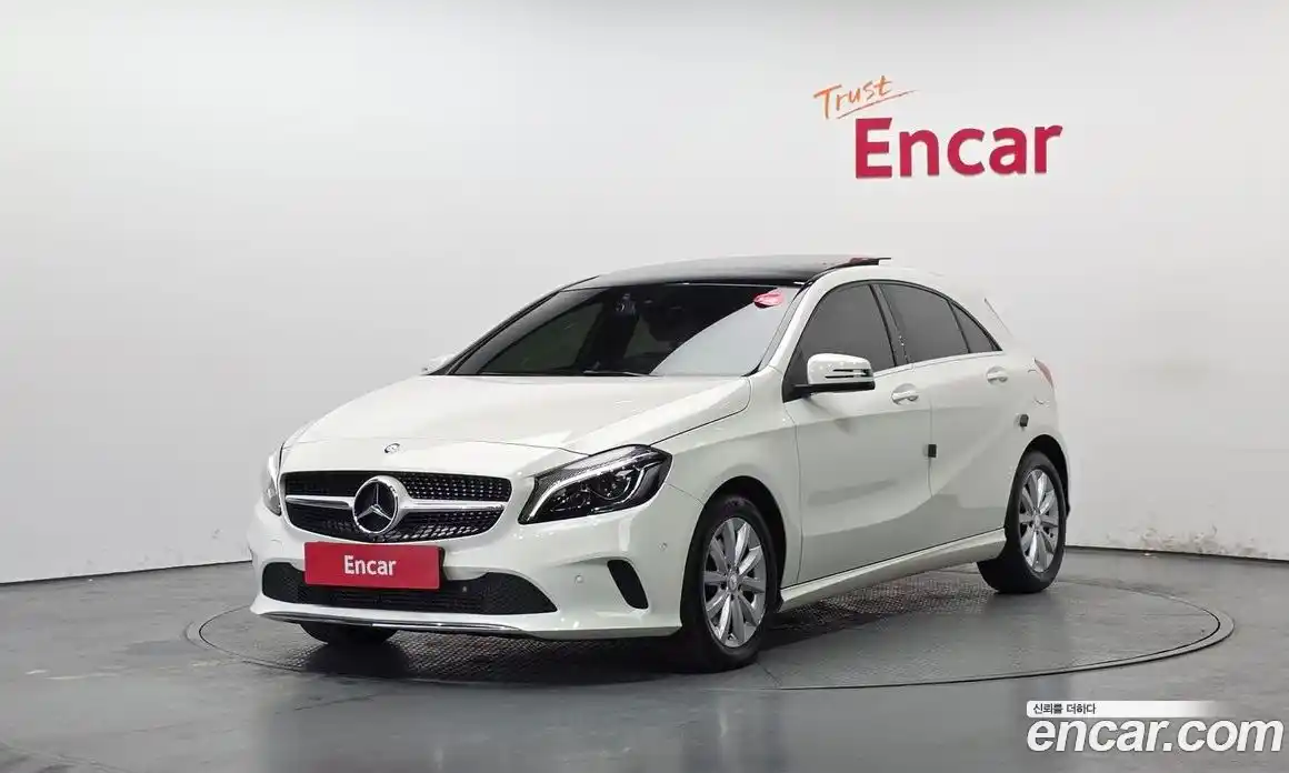 Mercedes-Benz A-Class 2017 1.6 Автомат в Москве № 161143, фото 19