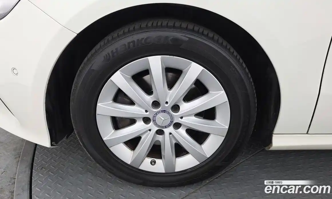 Mercedes-Benz A-Class 2017 1.6 Автомат в Москве № 161143, фото 7