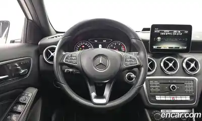 Mercedes-Benz A-Class 2017 1.6 Автомат в Москве № 161143, миниатюра 9