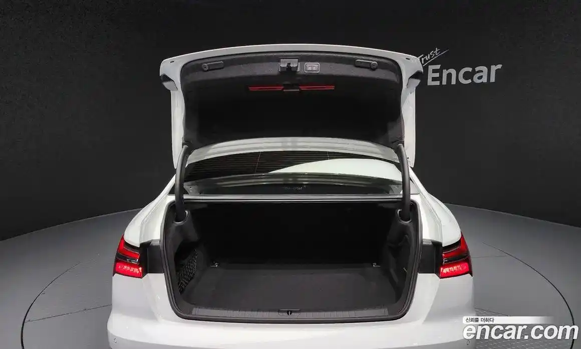 Audi A6 2023 2.0 Автомат в Москве № 162427, фото 19