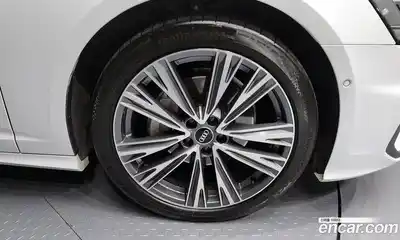 Audi A6 2023 2.0 Автомат в Москве № 162427, миниатюра 8