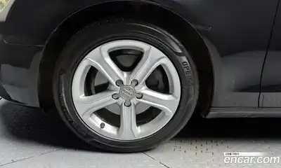 Audi A4 2015 2.0 Автомат в Москве № 163739, миниатюра 5