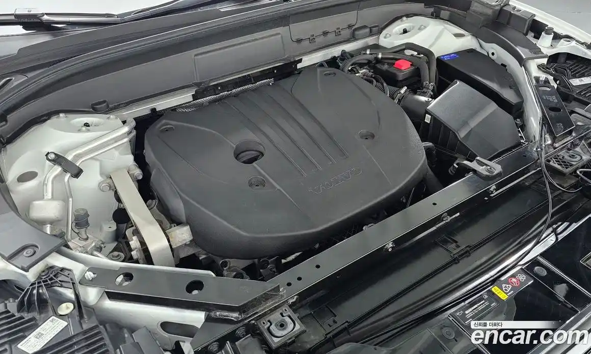 Volvo XC60 2024 2.0 Автомат в Москве № 164182, фото 5